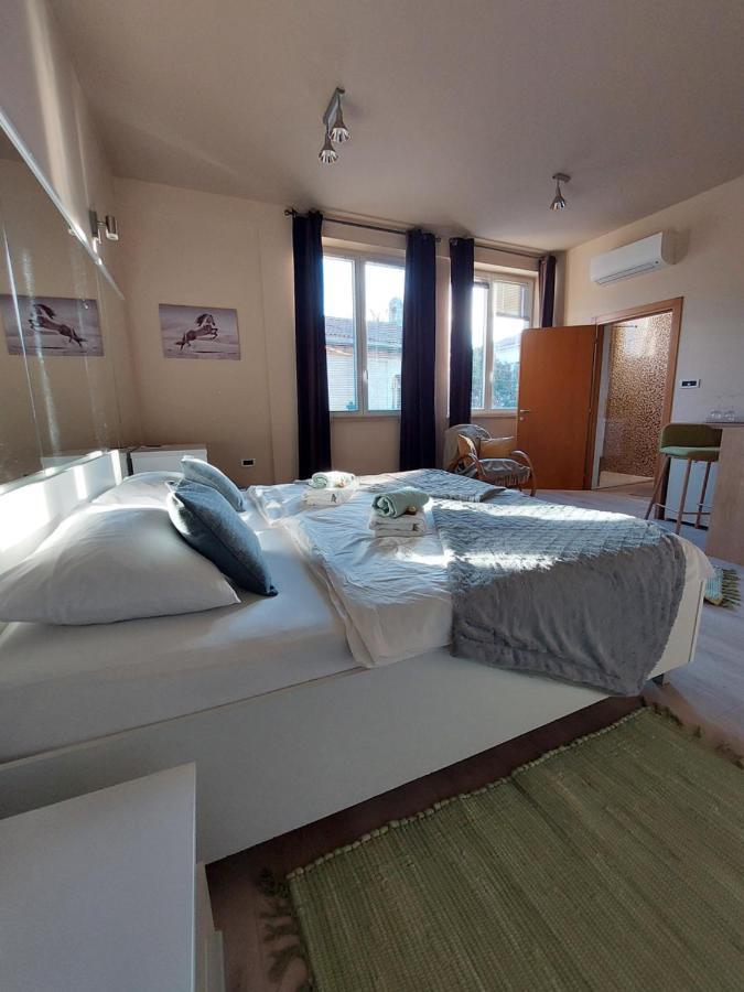 Room And Apartments Antea 罗维尼 外观 照片